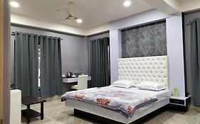 Radiant Club & Resort